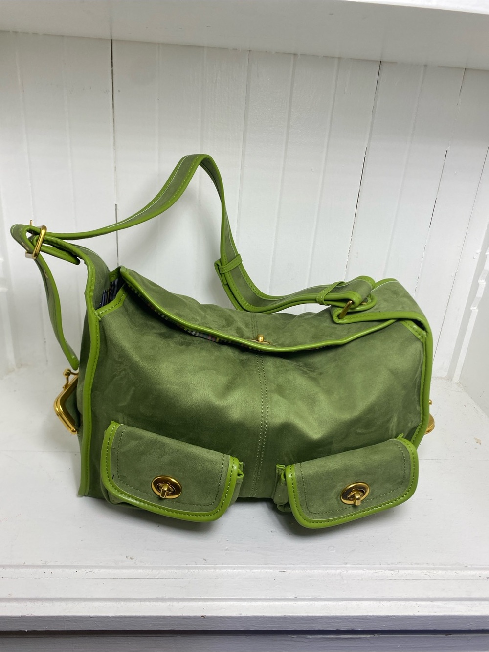 Green Women's Shoulder Bag - Stylish Olive Crossbody